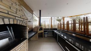Image 31 - 922227